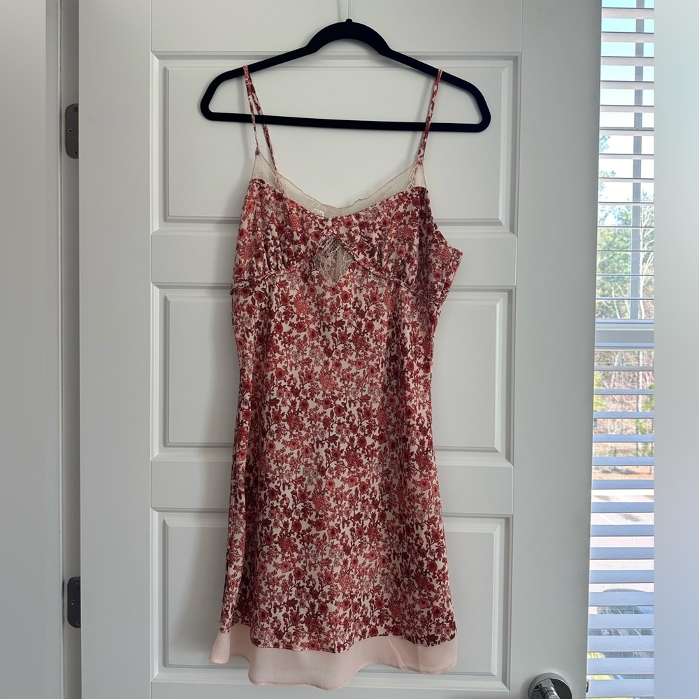 NWT Floral Lace Spring Peach Dress Large